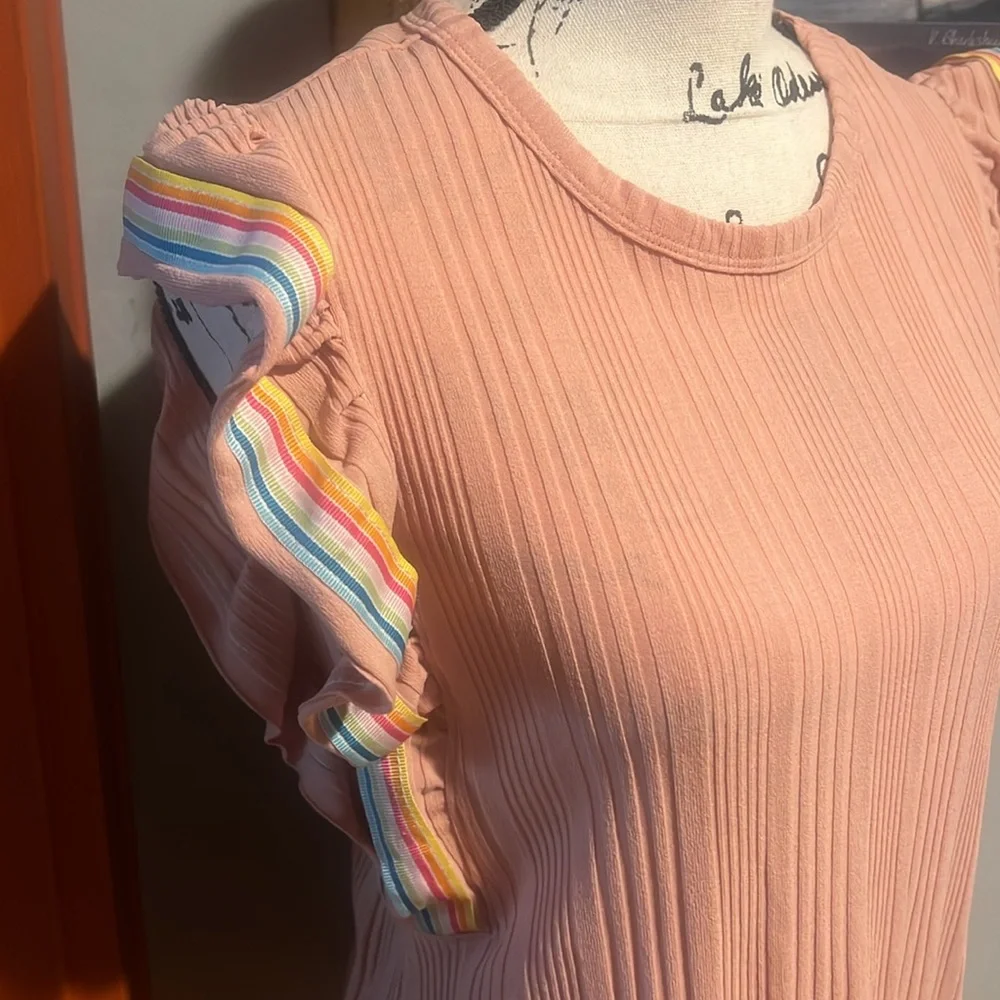 Raw Edge Ruffled & Ribbed Rainbow Tank (Medium) - Picture 2 of 9